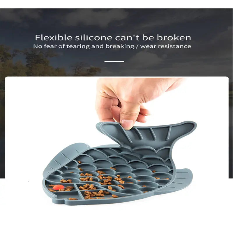 Fish-Shaped Silicone Lick Mat for Dogs & Cats